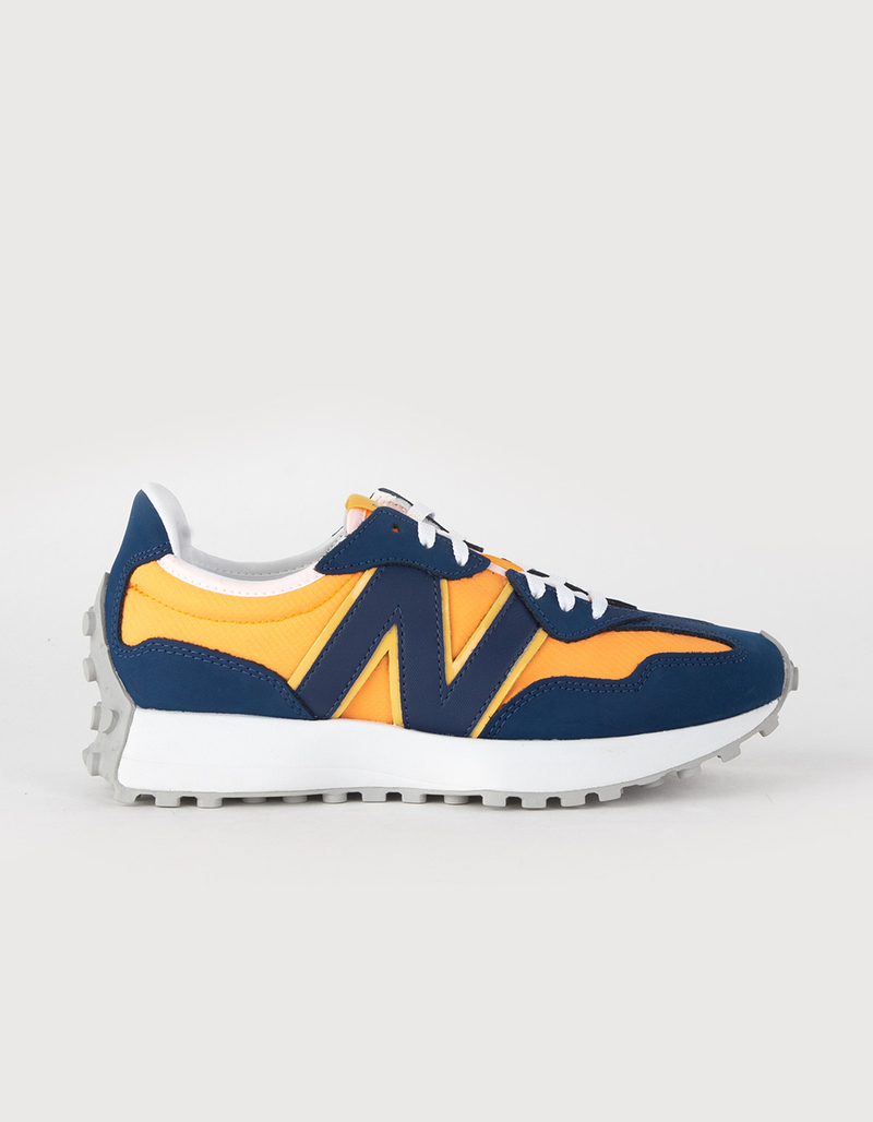 NEW BALANCE 327 Womens Shoes image number 1