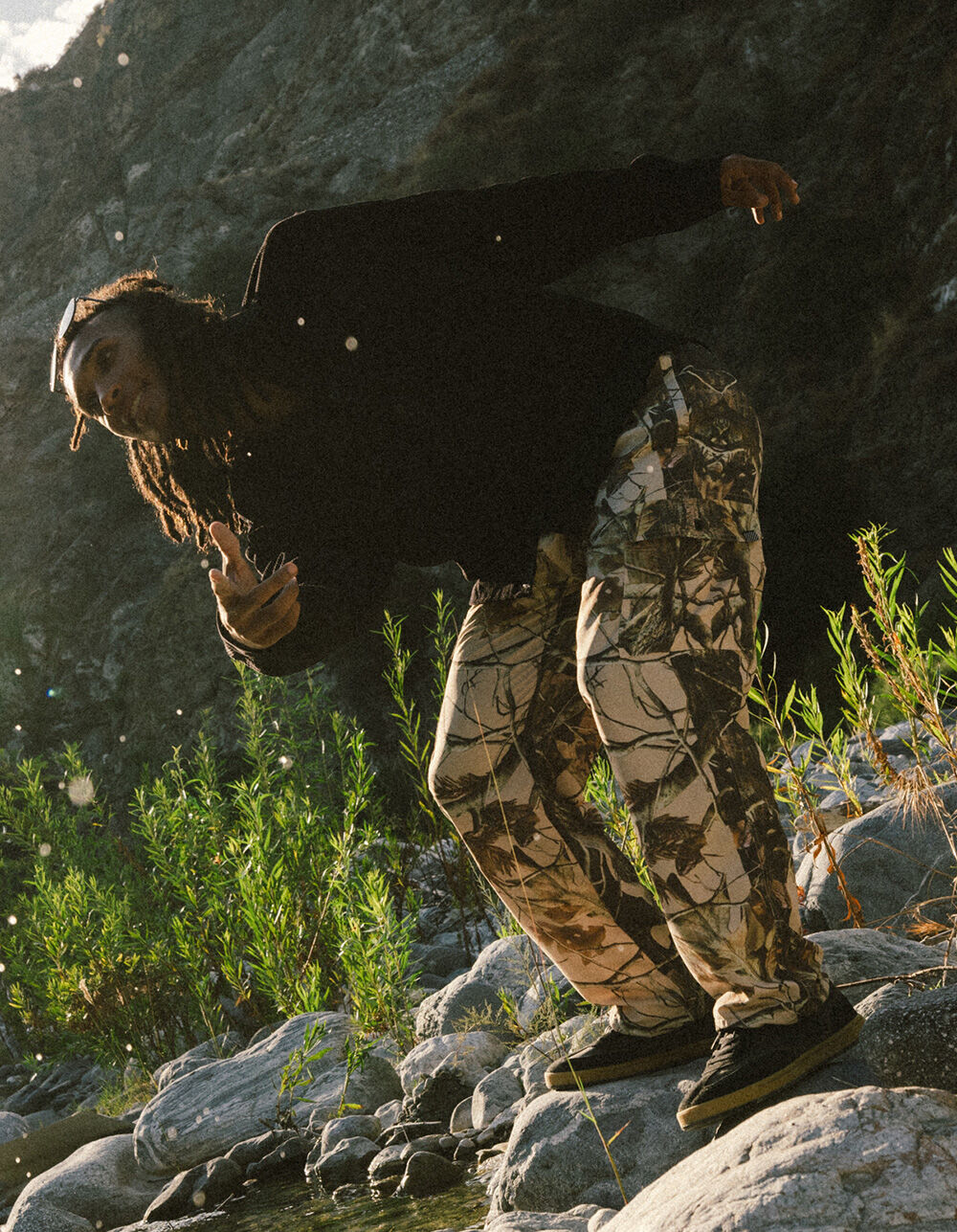 LIRA Azalea Mens Loose Fit Nylon Cargo Pants - CAMO | Tillys