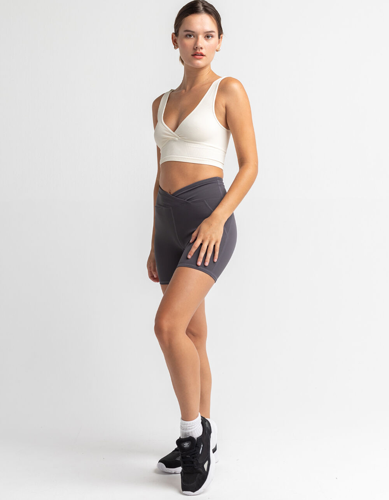 RSQ V Front Womens Black Biker Shorts image number 3