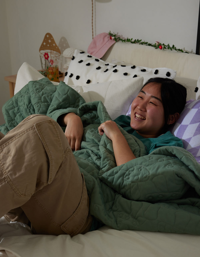 MR. KATE Dynamic Dots 3-Piece Full/Queen Comforter Set image number 5