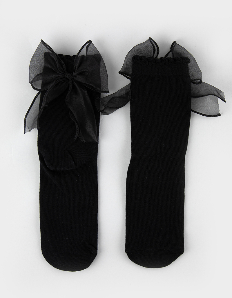 MEMOI Flowing Ribbon Back Scalloped Edge Womens Crew Socks image number 0