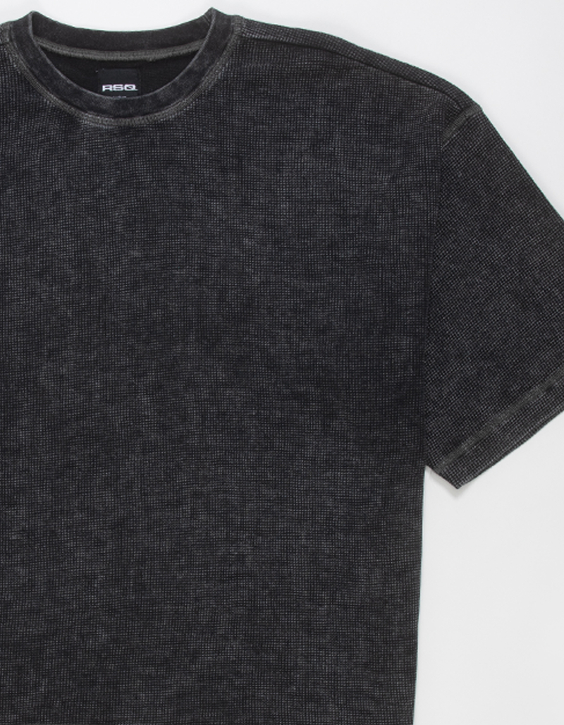 RSQ Mens Textured Baggy Crop Tee image number 3