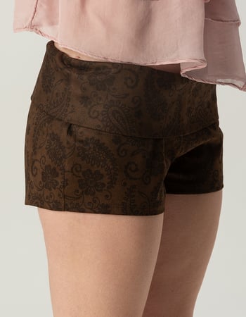 WEST OF MELROSE Womens Fold Over Paisley Micro Shorts Alternative Image