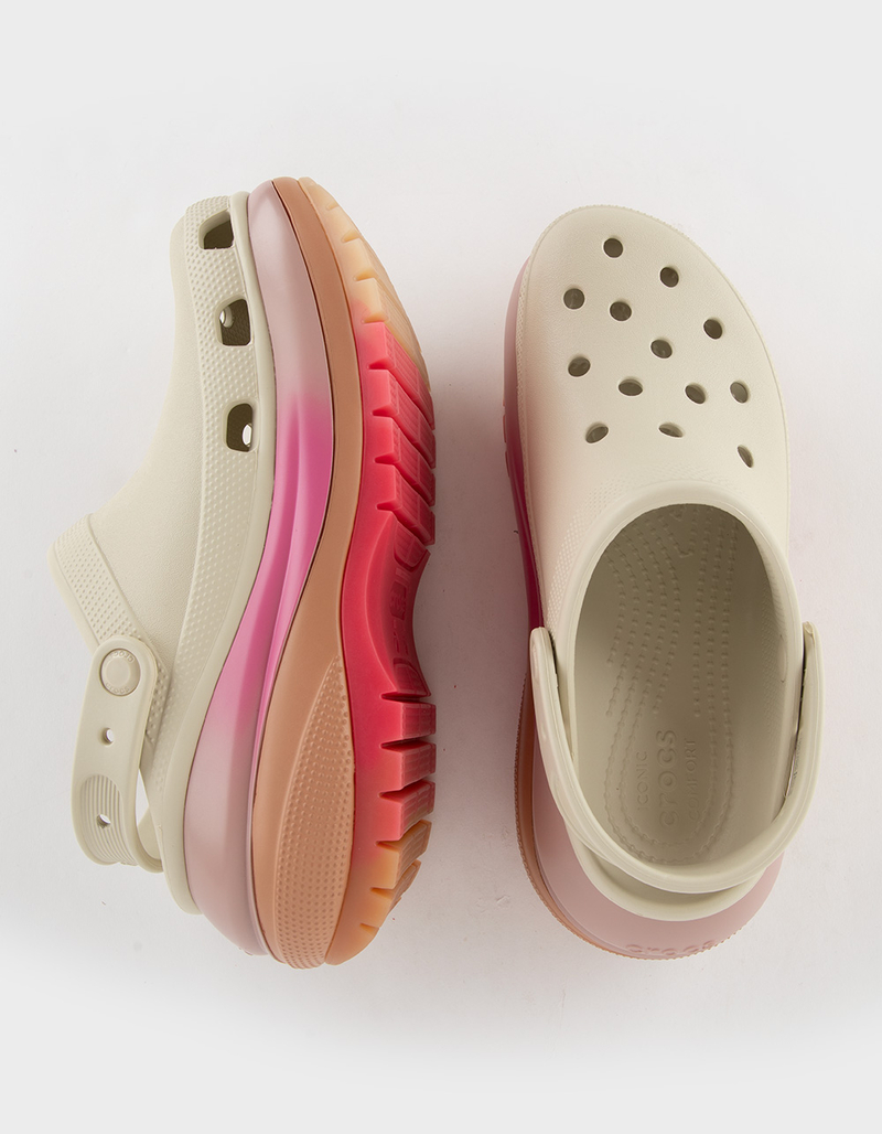 CROCS Classic Mega Crush Color Dip Womens Clogs image number 4