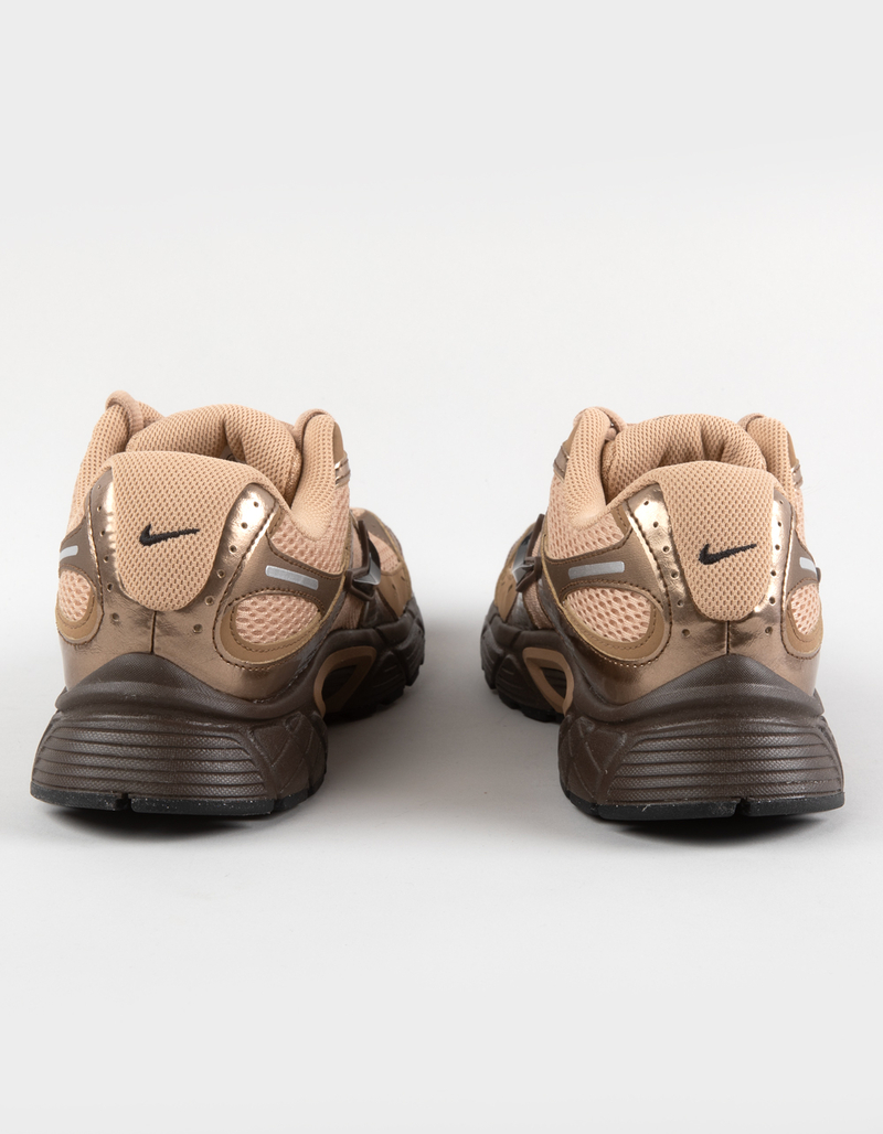 NIKE V5 RNR Mens Shoes image number 3