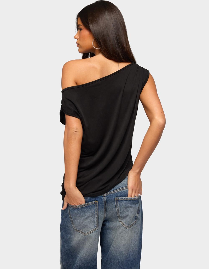 EDIKTED Ofelia Asymmetric Off Shoulder Ruched Top image number 2