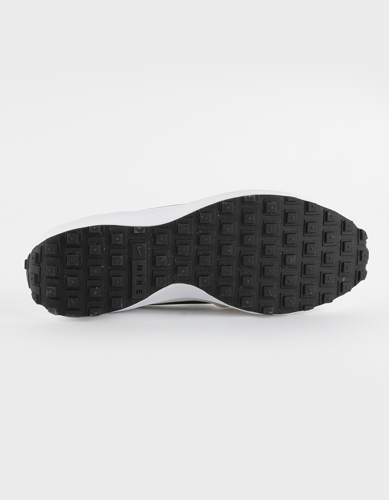 NIKE Waffle Debut Mens Shoes image number 2