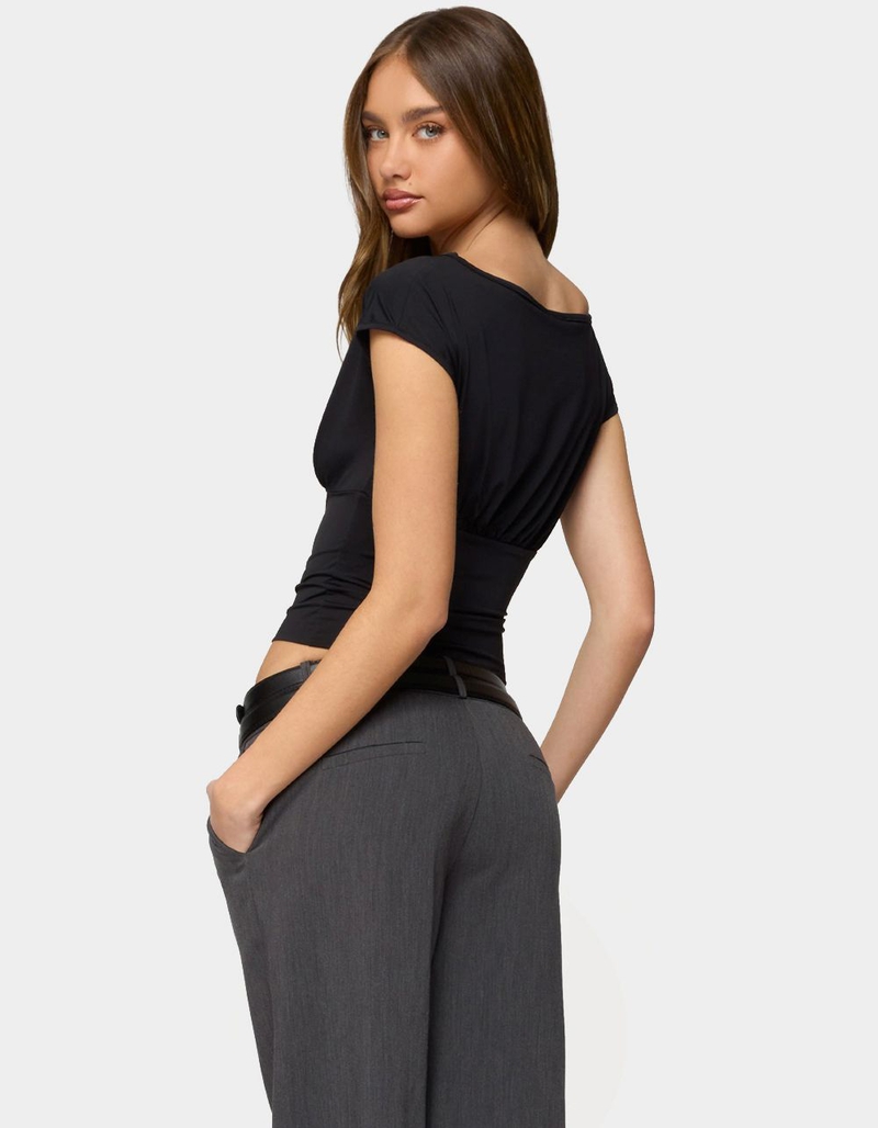 EDIKTED Leonah Ruched Boat Neck Top image number 2