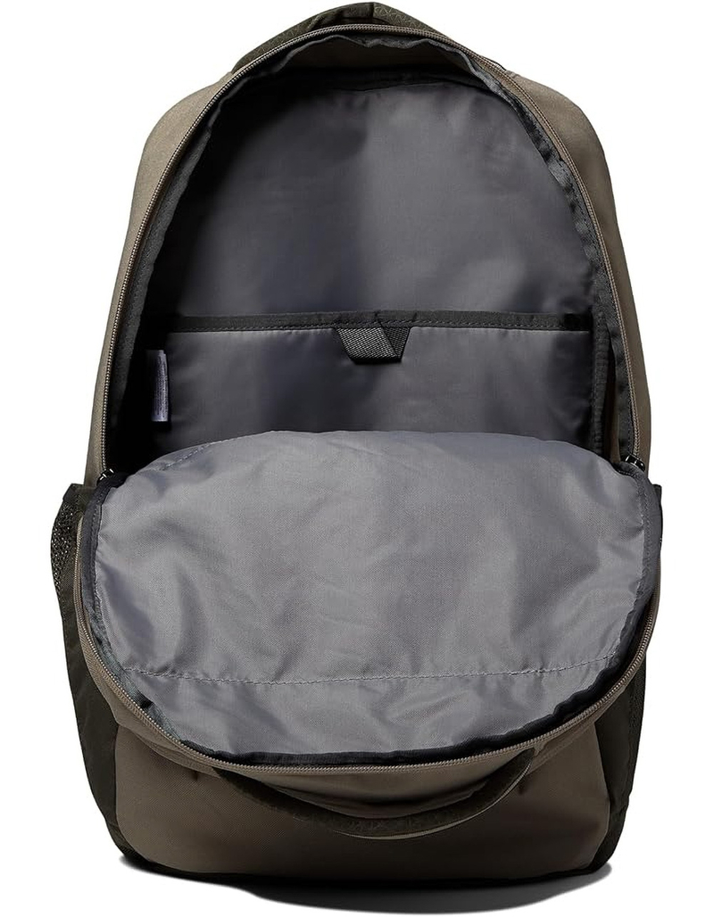THE NORTH FACE Vault Backpack image number 2