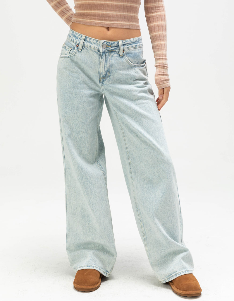 RSQ Womens Low Rise Baggy Jeans - LIGHT WASH