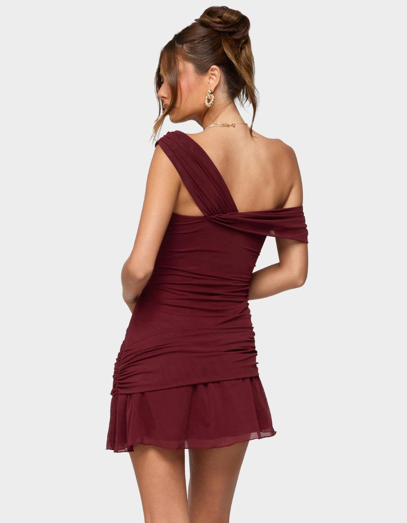 EDIKTED Gesibelle Off Shoulder Mesh Mini Dress image number 2