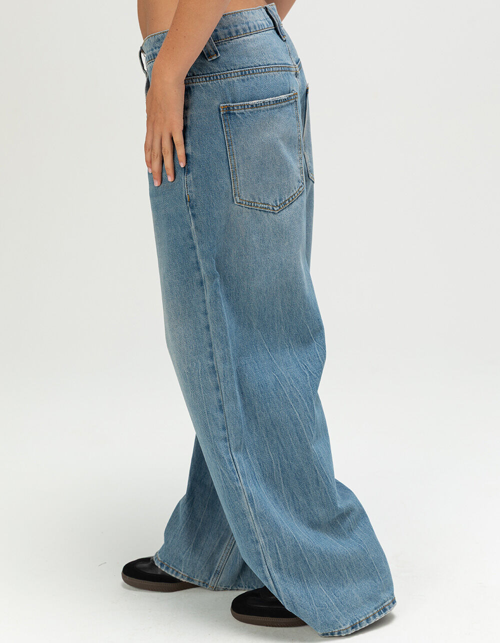 RSQ Womens Low Rise Ultra Baggy Jeans - MEDIUM WASH - 29 | Tillys