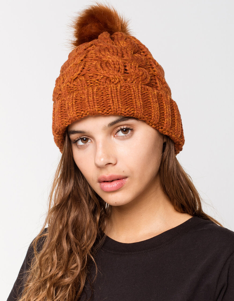 AQUARIUS Cable Knit Faux Fur Pom Rust Womens Beanie image number 1