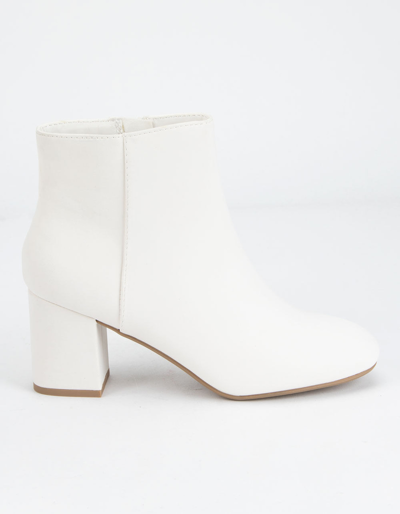 DELICIOUS Clean Ankle Stacked Womens Boots image number 0