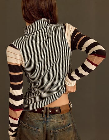 FREE PEOPLE Avery Womens Zip-Up Top Alternative Image