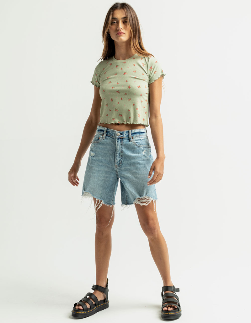 SKY AND SPARROW Womens Sage Ditsy Tee image number 3