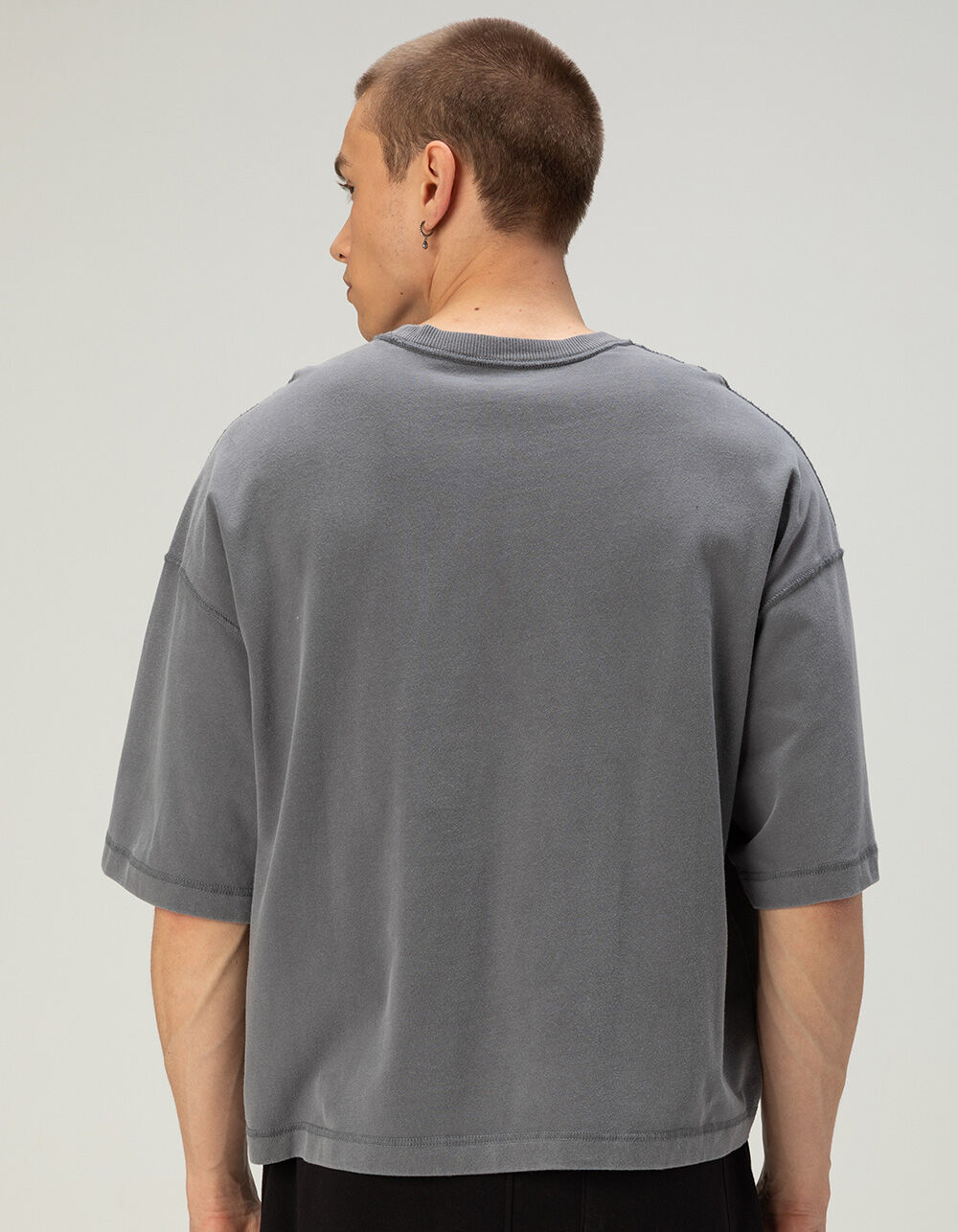 RSQ Mens Baggy Crop Tee - DARK GRAY | Tillys