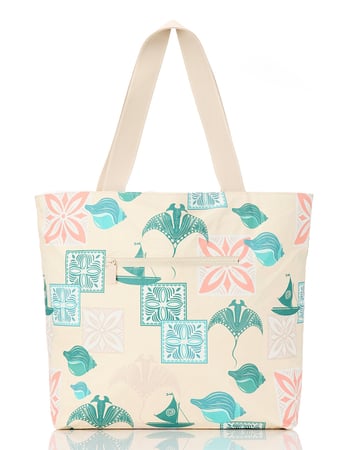 ALOHA Collection x Disney Moana Wayfinder Day Tripper Tote Bag Alternative Image