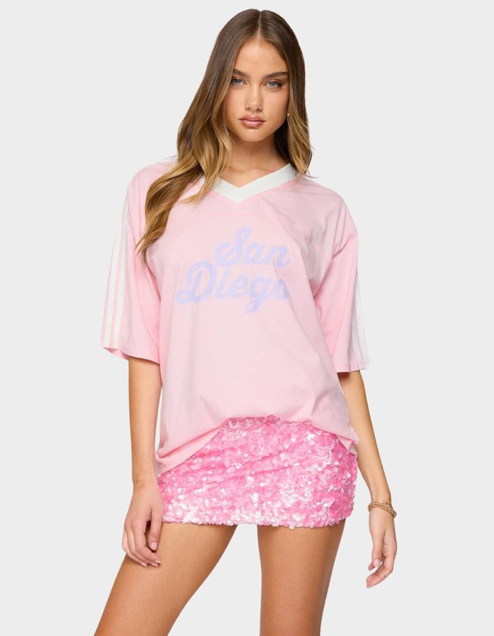 トップス ZAC VARGAS SMILE DAMEGED LS TEE PINK ZAC VARGAS SMILE DAMEGED LS TEE PINK ONE SIZE | BRAND BUYERS