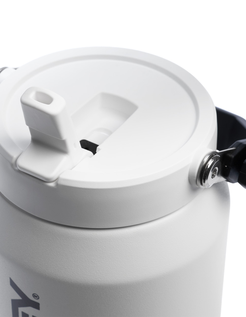 STANLEY 64 oz The IceFlow™ Flip Straw Jug image number 2