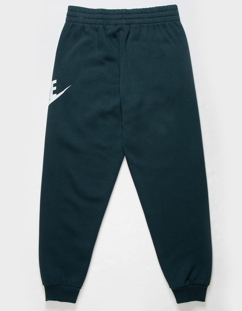 NIKE Sportswear Club Fleece Boys Joggers image number 2