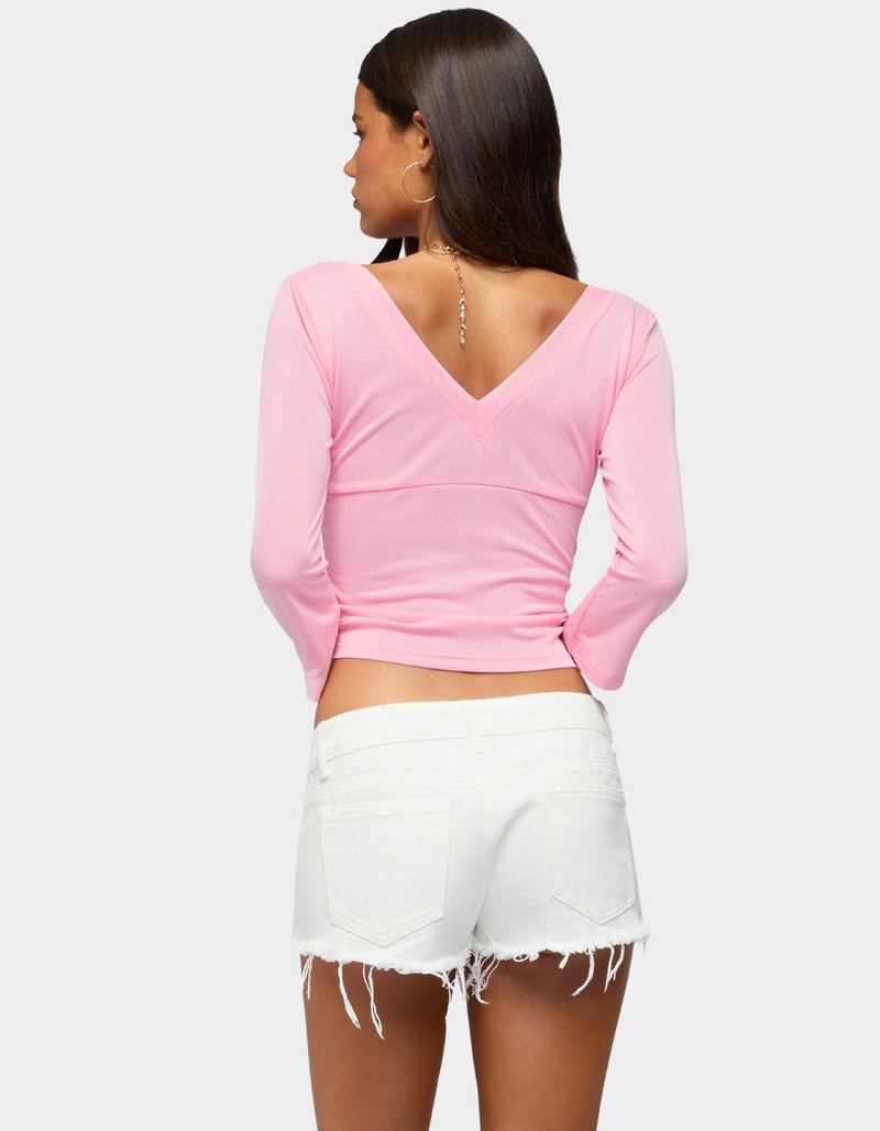 EDIKTED Mar V-Neck Quarter Sleeve Top image number 2