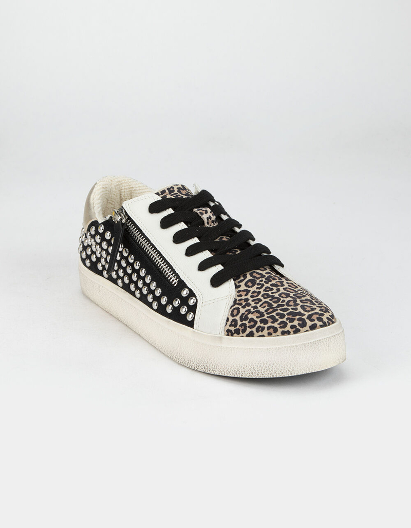 STEVE MADDEN Parka Studded Womens Shoes image number 1