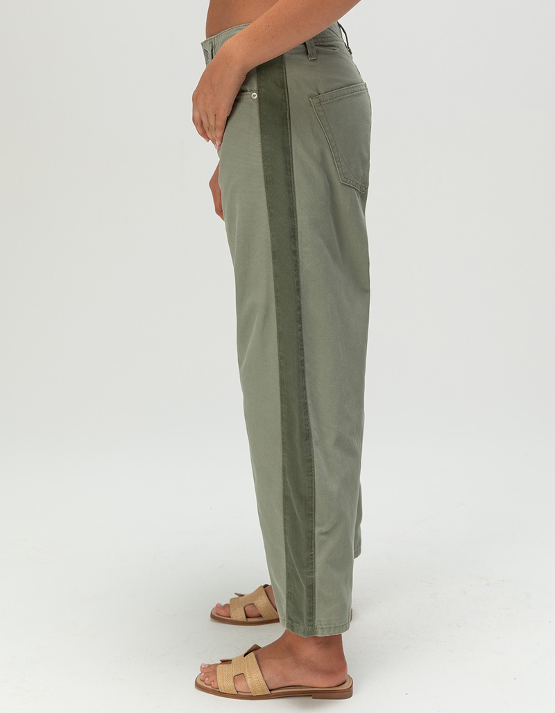 ROXY Surf Pipe Contrast Womens Jeans image number 2