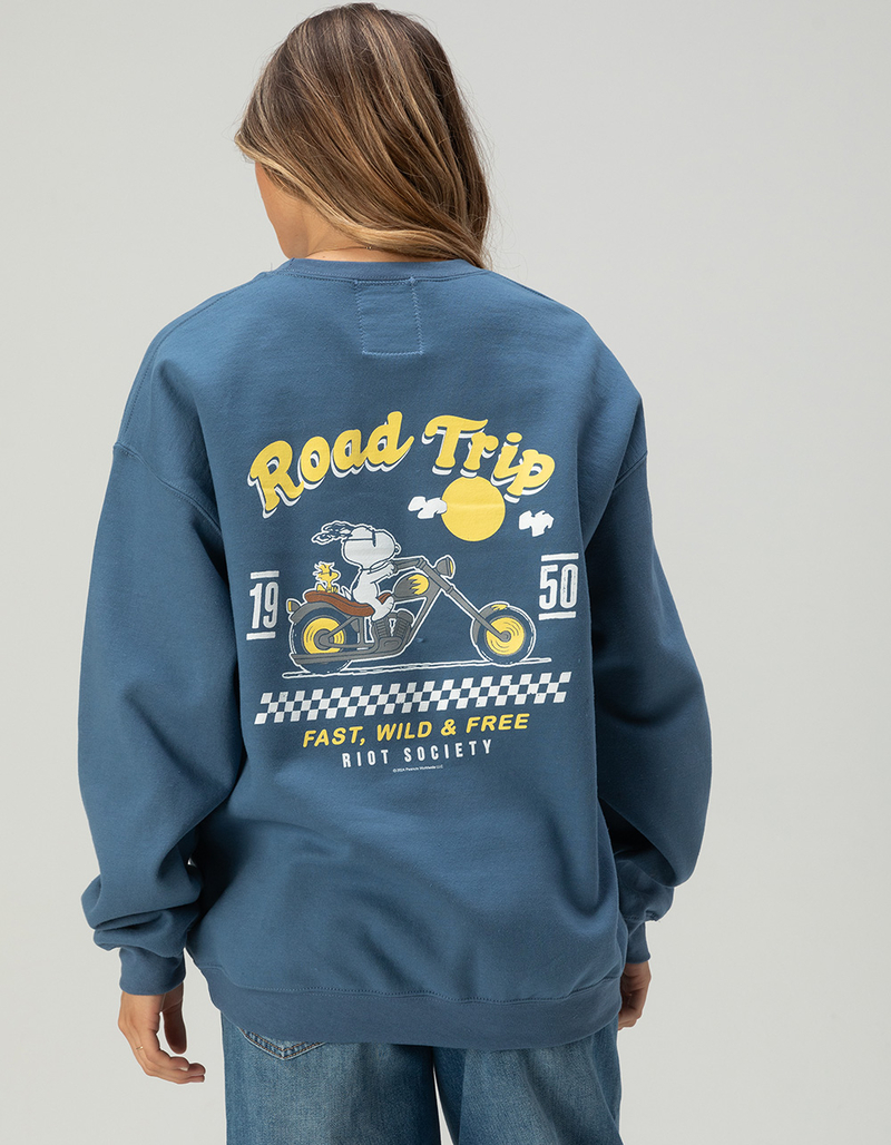 RIOT SOCIETY Peanuts Womens Crewneck Sweatshirt image number 0