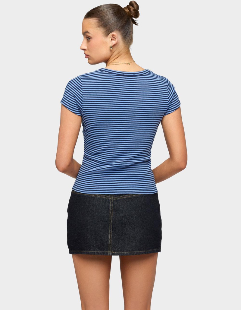 EDIKTED Kady Striped Henley Tee image number 2