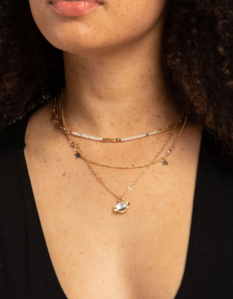 FULL TILT Layered Pearl And Star Necklace image number 0