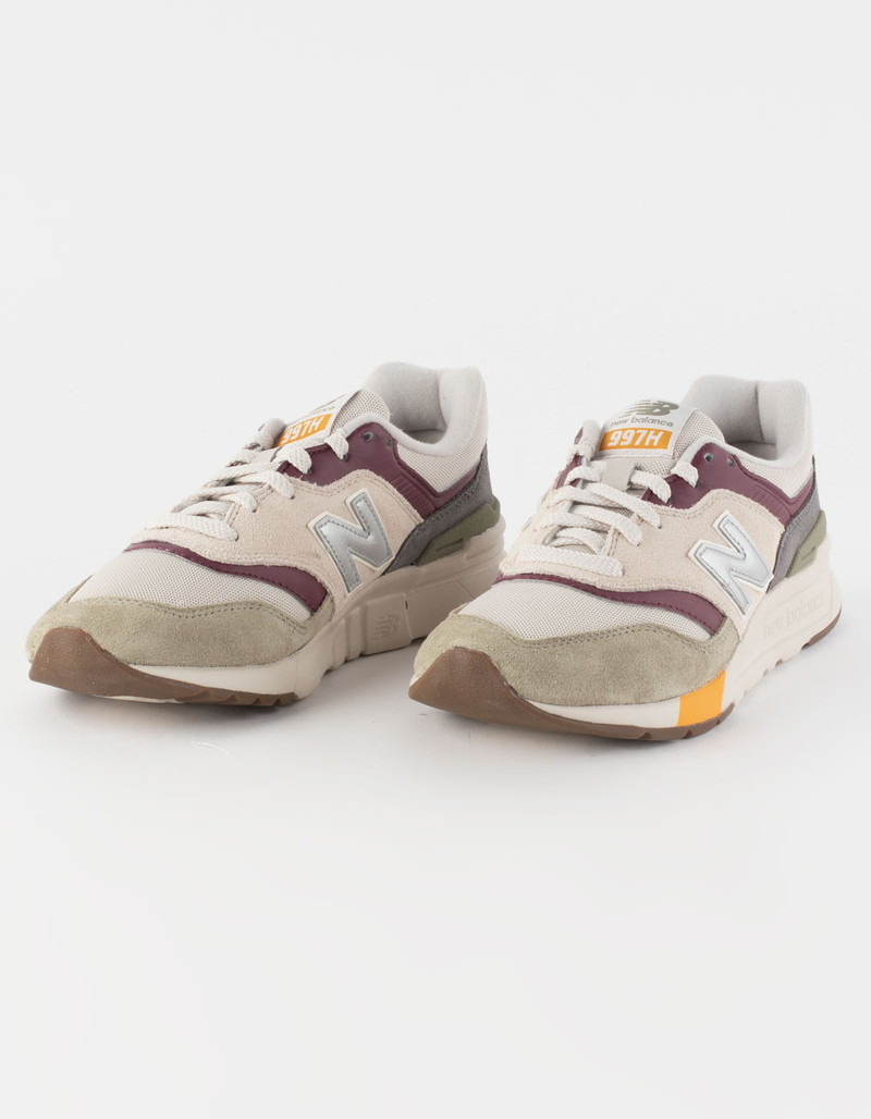 NEW BALANCE 997 Womens Shoes image number 0