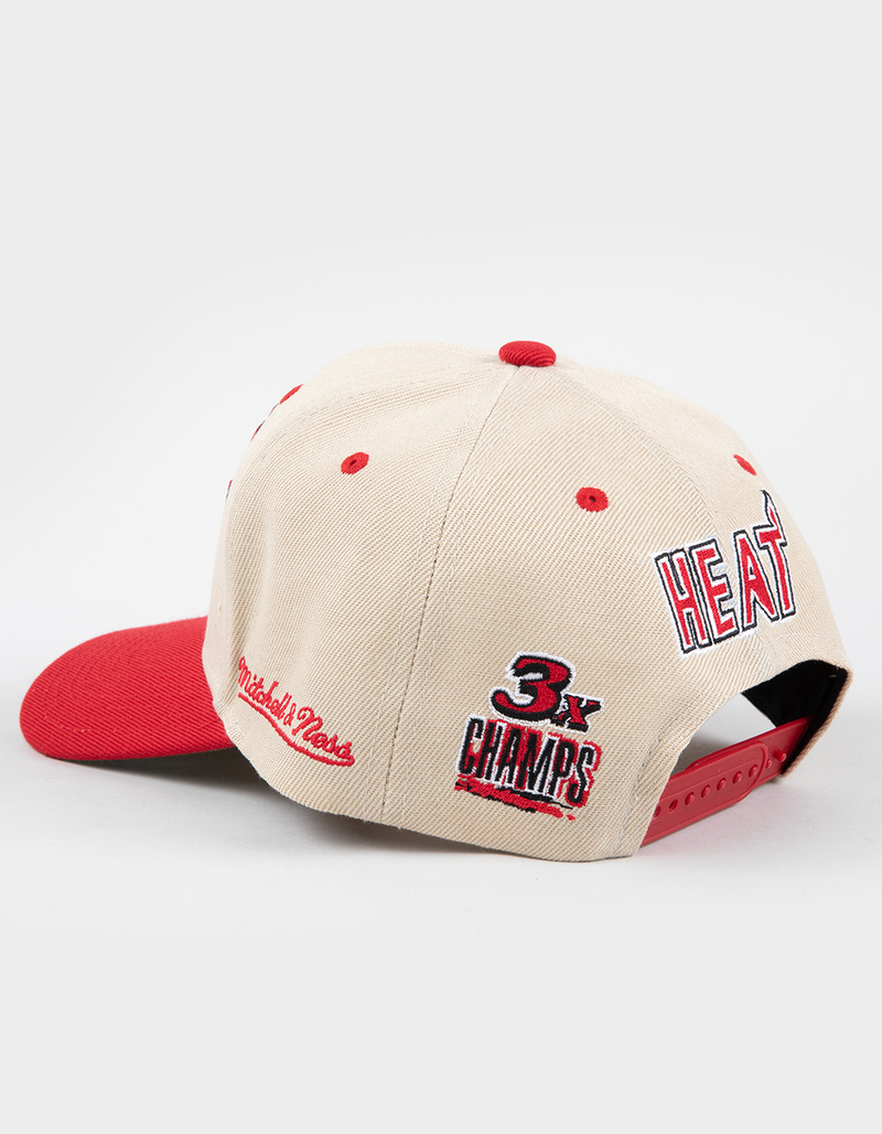 MITCHELL & NESS Miami Heat Pro Crown Snapback Hat image number 3