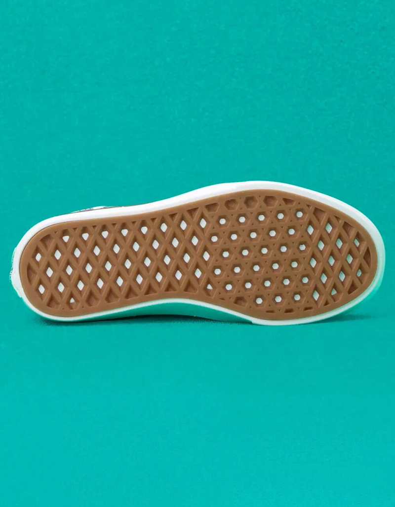 VANS Checkerboard ComfyCush New Skool Velcro Girls Shoes image number 4