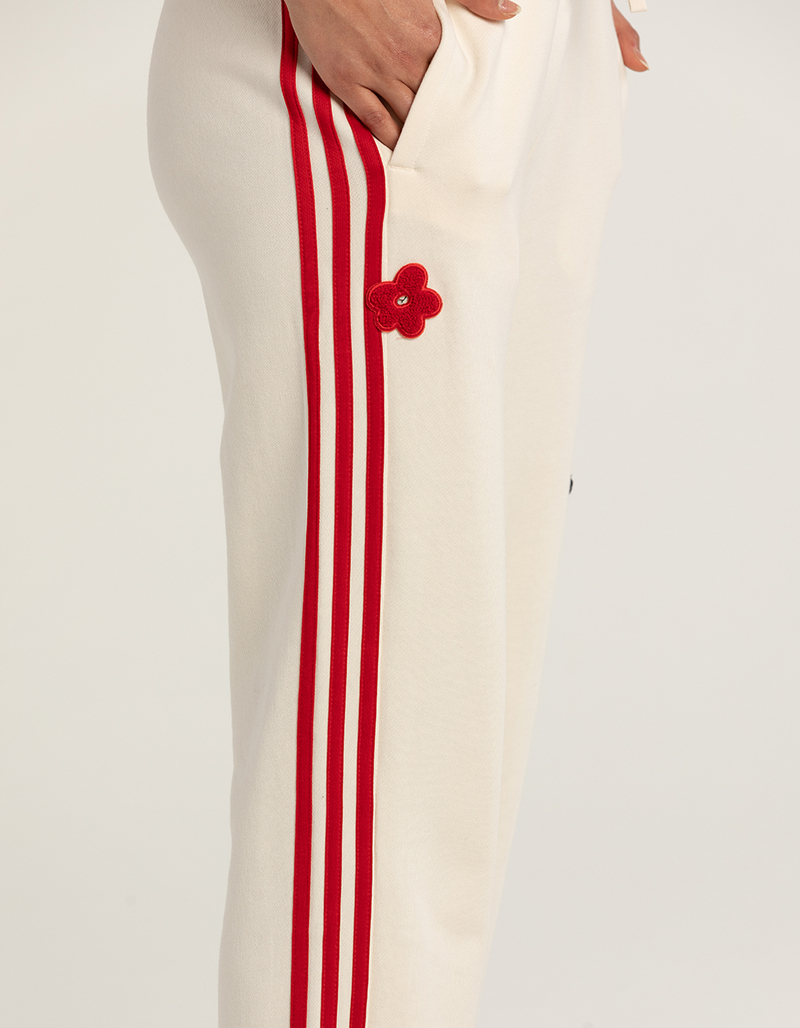 ADIDAS Flower Womens Sweatpants image number 3