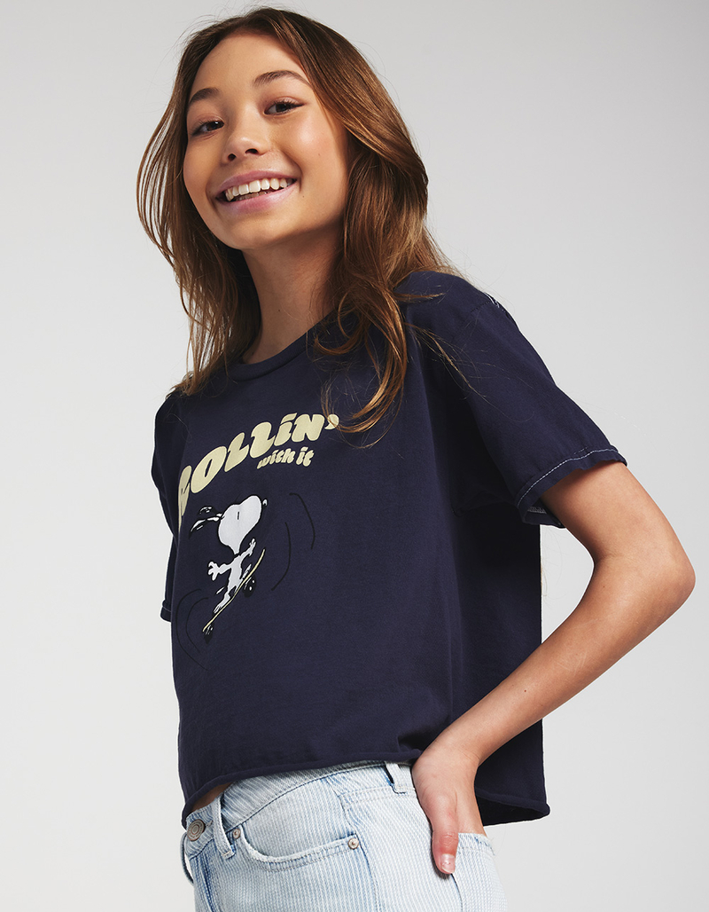 PEANUTS Snoopy Skate Girls Crop Tee image number 1