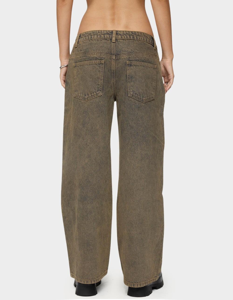 EDIKTED Petite Zahra Mud Wash Low Rise Jeans image number 2