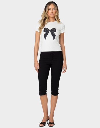 EDIKTED Sarafina Capri Pants Alternative Image