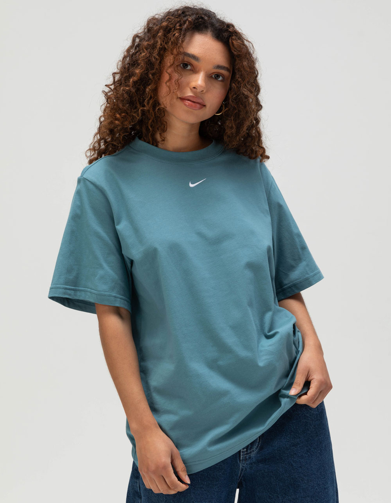 NIKE Sportswear Essentials Womens Tee image number 0