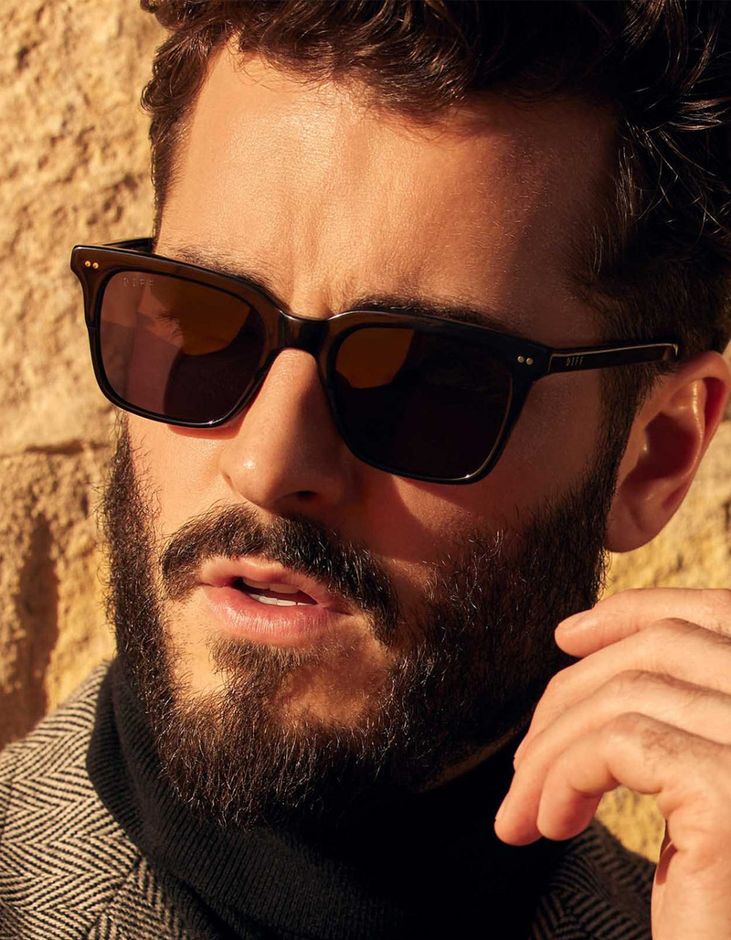 DIFF EYEWEAR Billie Polarized Sunglasses image number 3