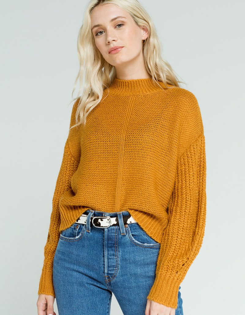 WEST OF MELROSE Get With Knit Womens Chunky Sweater image number 0