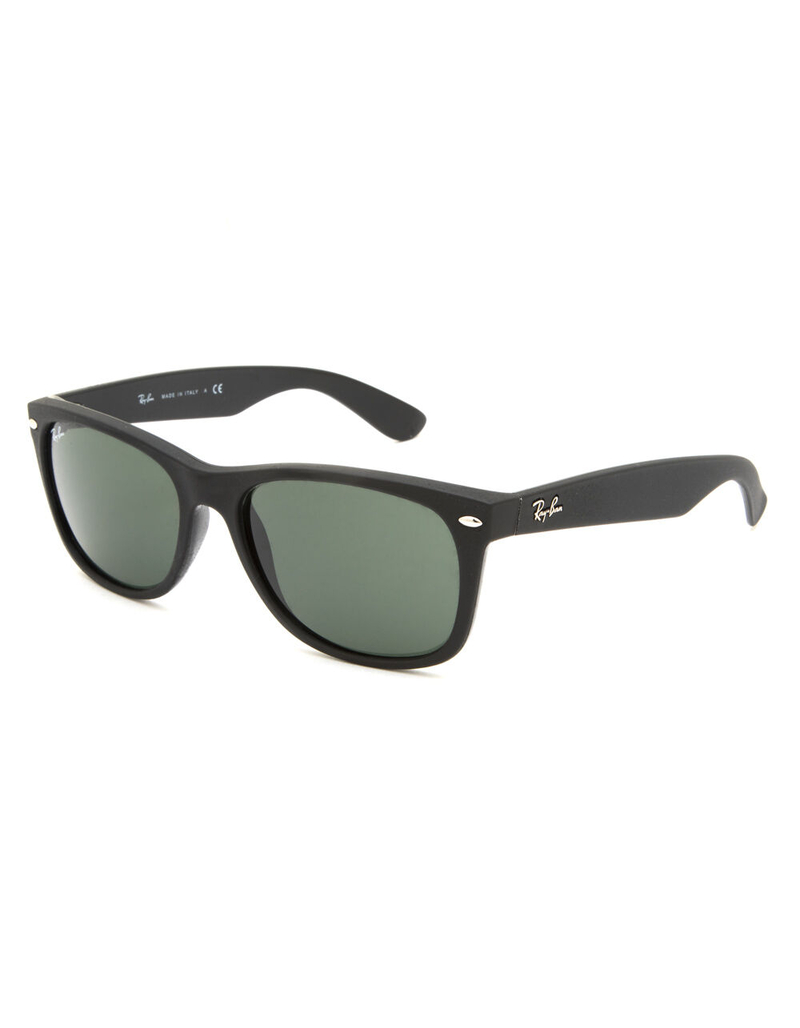 RAY-BAN New Wayfarer Matte Black Sunglasses image number 0