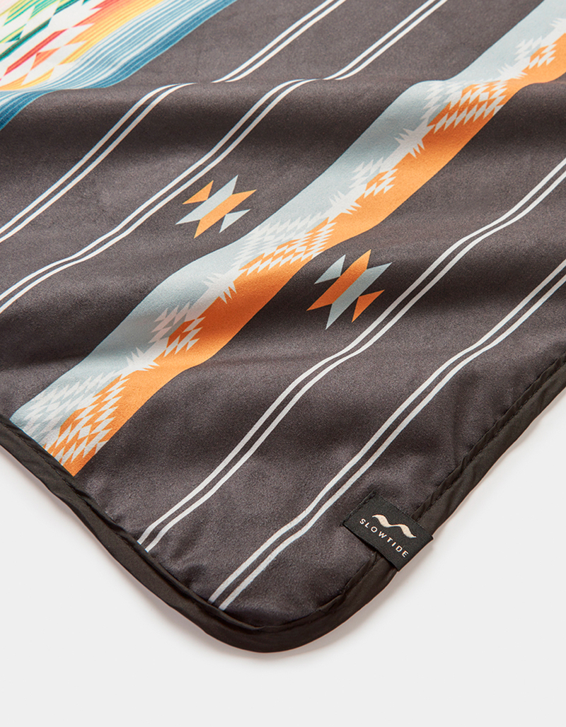 SLOWTIDE Harlow Quick-Dry Park Blanket image number 1