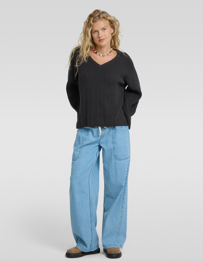 BILLABONG Dallas Womens V-Neck Sweater image number 2