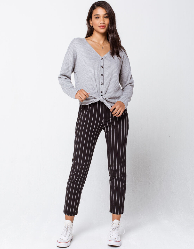 SKY AND SPARROW Button Tie Front Heather Gray Womens Thermal Top image number 3