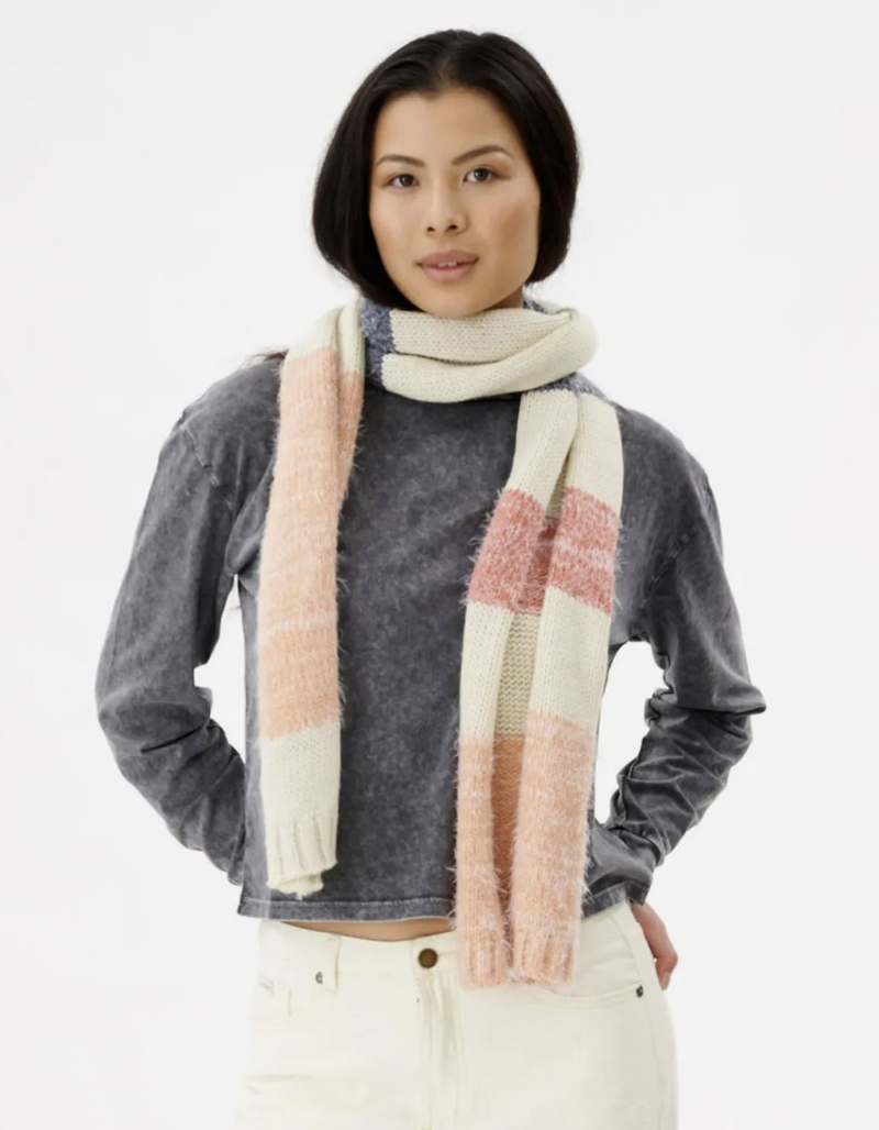 RIP CURL Surf Treehouse Womens Oversized Scarf image number 0
