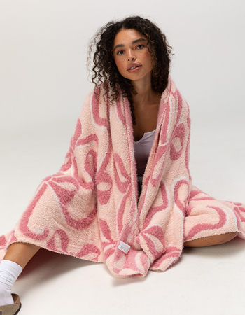 TILLYS HOME Eyelash Fringe Blanket Alternative Image