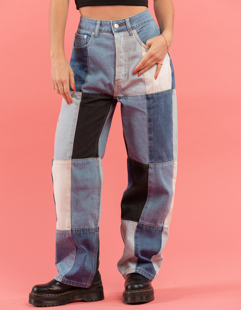 TRUEWRLD Colorblock Womens Jeans image number 1