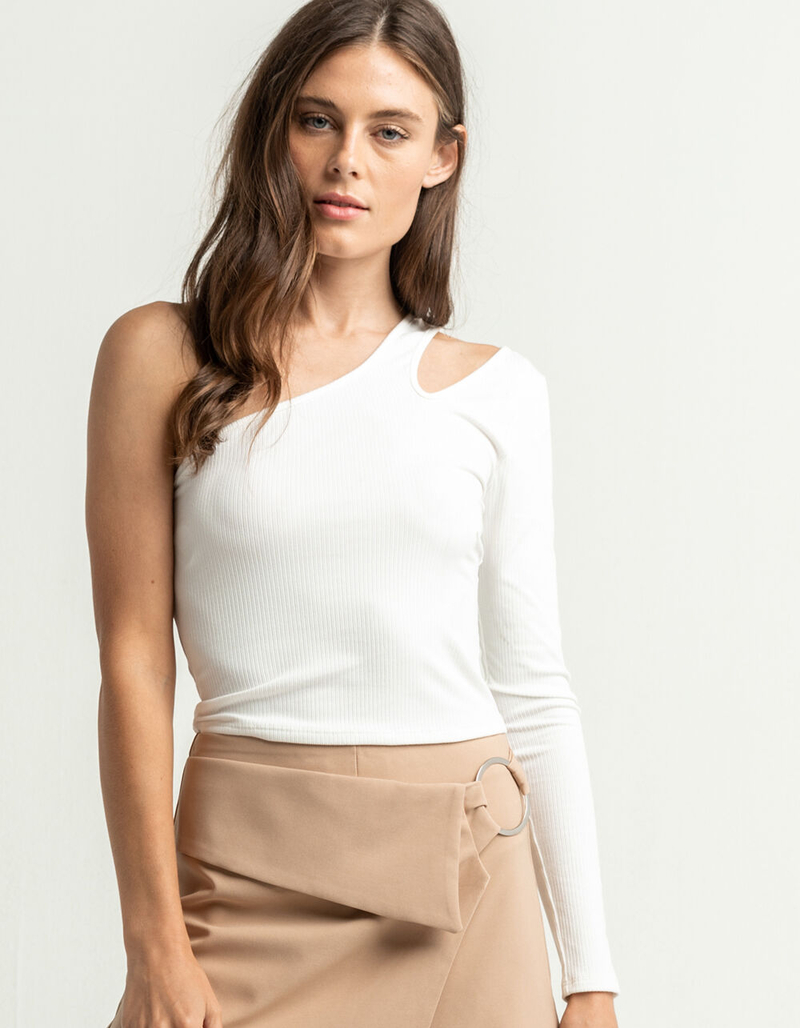 WEST OF MELROSE Heart On My Sleeve Womens White One Shoulder Top image number 1