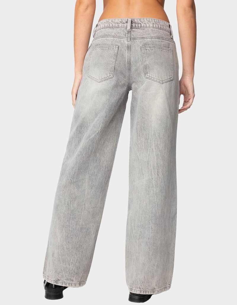 EDIKTED Magda Low Rise Acid Wash Jeans image number 4
